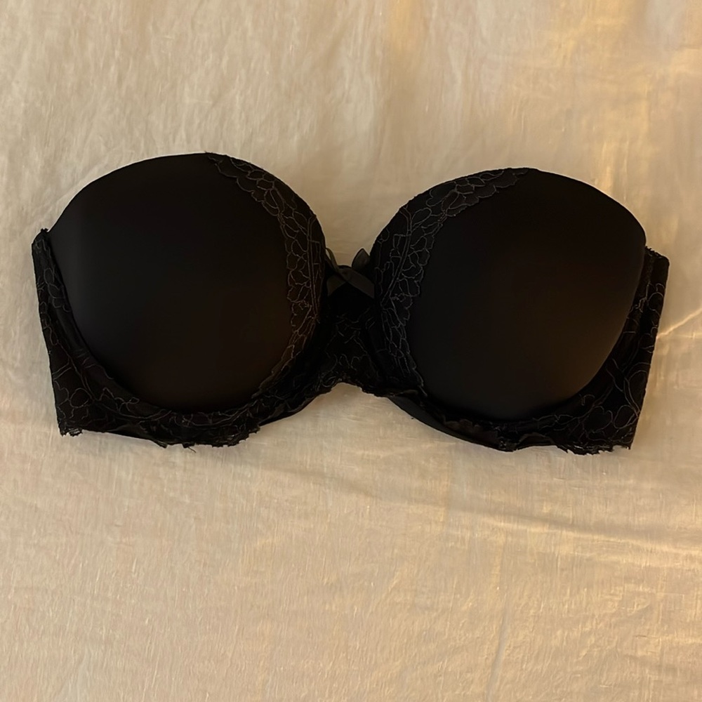 Strapless bra